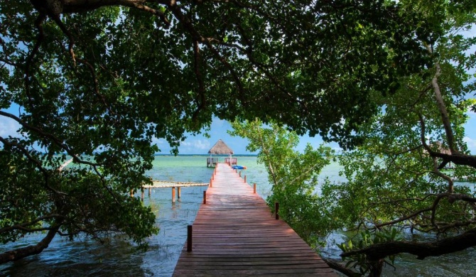 Casa Aakal Lagoon Front