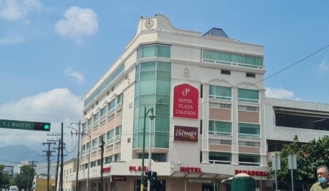 Hotel Plaza Calzada