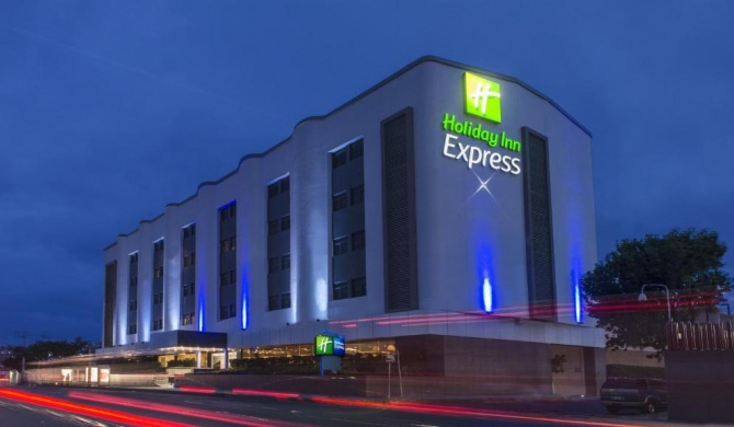 Holiday Inn Express Mexico- Toreo, an IHG Hotel