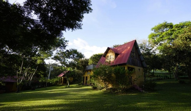 Cabañas Toniná Kayab