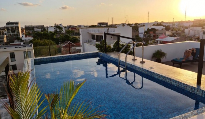 Luxury apartment 2BR, pool roof, near to the beach