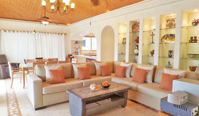 Jalach Naj Luxury Villa