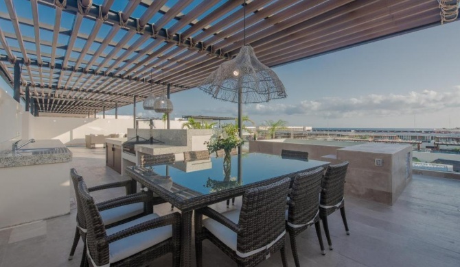 LUXURY 4-BDR PENTHOUSE, next to Mamitas BEACH CLUB (Included) - LOCATION!!