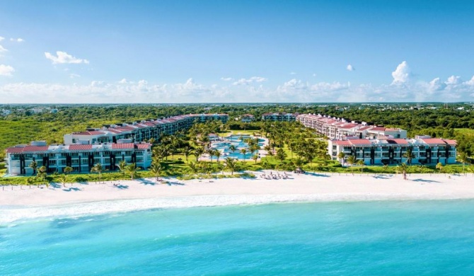 Mareazul Beach Condos At playa del Carmen