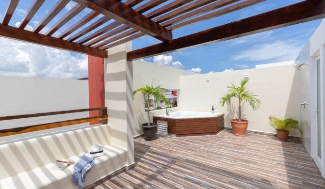 Marvelous PH with private terrace and plunge pool