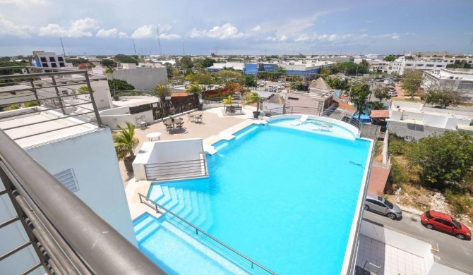 Phenomenal Location Near Beach & 5th with Stunning Roof Pool!