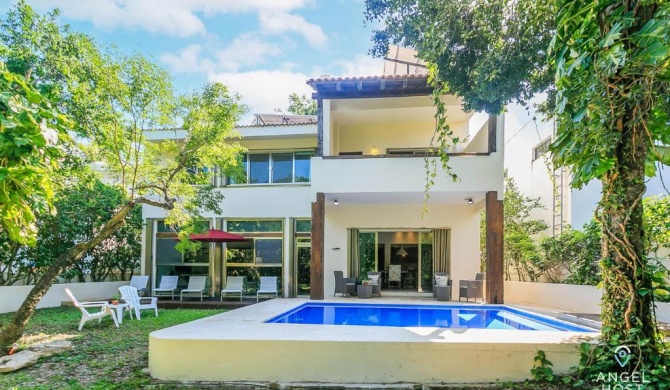 Private Pool Villa Spacious Yard in Gated Playacar