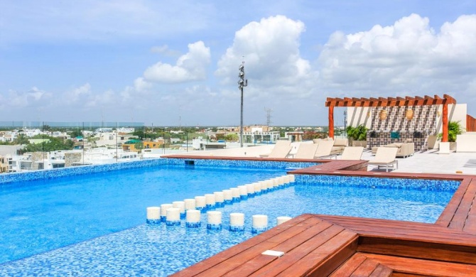 Stunning Marea with Stellar Oceanview Rooftop Pool!