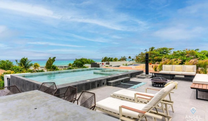 Villa with Private Oceanview Roof Pool Steps to Beach