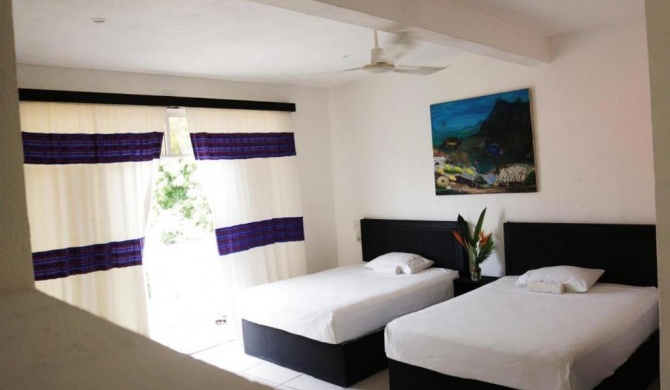 Room in Guest room - Apartment with blacony and sea view