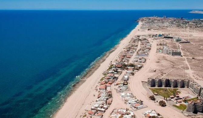 Beautiful Condo La Joya - Near Beach with Views