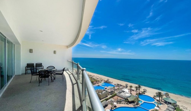 Luxurious Ocean Front Condo