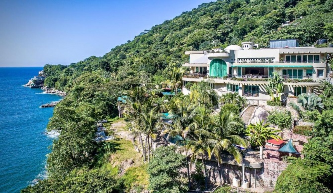 Truly the finest rental in Puerto Vallarta. Luxury Villa with incredible views