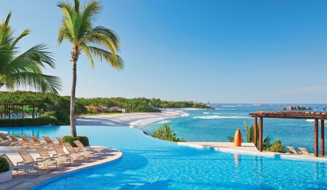 Four Seasons Resort Punta Mita