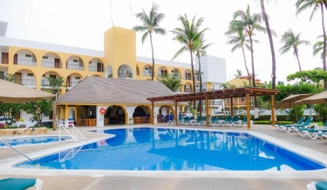 Costa Alegre Hotel & Suites