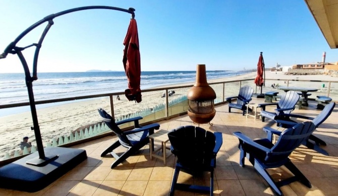 Stunning oceanfront condo on usable Sandy Beach