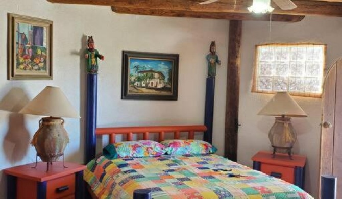 Casita - Studio one minute walk to beach