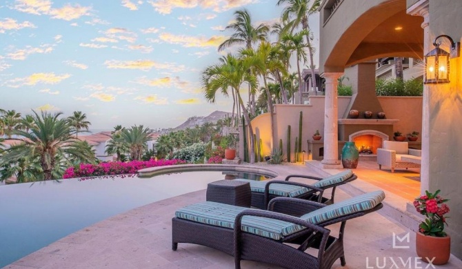 Amazing 4bd Villa Del Mar Villa with Chef Butler and Steps from the Beach