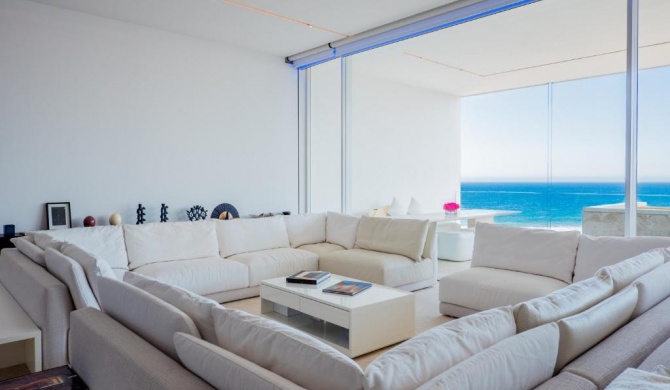 Gorgeous Beachfront 3 Bedroom At Viceroy! Beachfront Luxury At Viceroy!