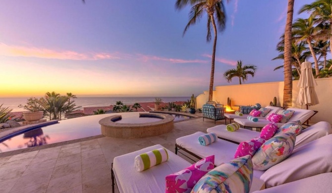 Luxurious 5bd Villas Del Mar Palmilla Villa Staffed and Steps from the Beach