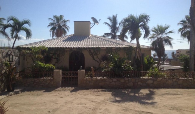 SURFER'S PARADISE, YOGA&FOOD GARDEN@COSTA AZUL, LOS CABOS