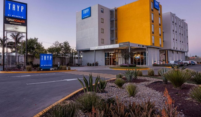 TRYP by Wyndham San Luis Potosi Hotel & Suites