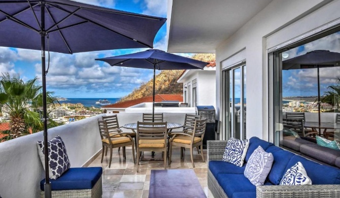 Chic Cabo Condo - Walk to Marina and Downtown!