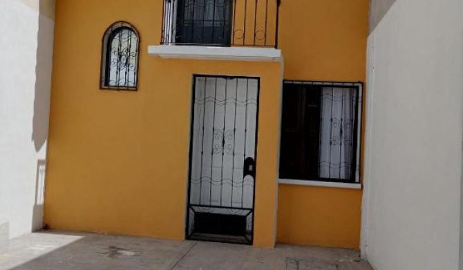 Casa Amplia a 5 Min del Centro en Zona Cerrada