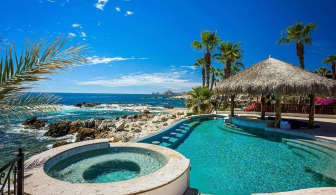 Gorgeous Villa in Punta Ballena right on the water!