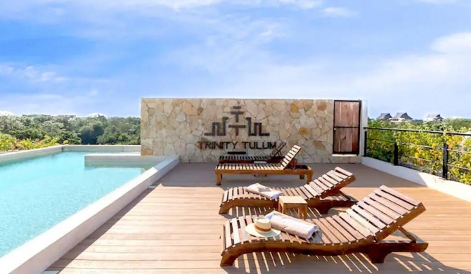 Casa de Maya: Rooftop Infinity Pool, Swim-Up Condo, Spacious, Best Location