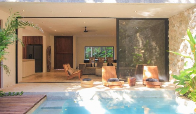 Elegant Boho Style Villa Jungle Views in Rooftop Deck & Outstanding Raw Pool in Holistika