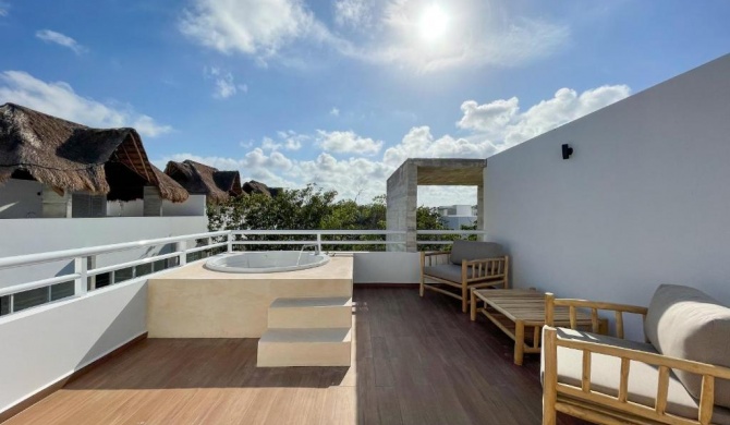 Exclusive Modern Penthouse with Exquisite Rooftop Terrace Yoga Deck Botanical Gardens