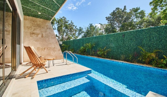 Sophisticated Chic Swim Up Apartment Lovely Terrace for Relaxing Rooftop Shared Swimming Pool