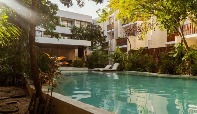 The Pearl of La Veleta, Private Rooftop Pool, 3 BDR with Privacy and Jungle Vibes - Palalma Casa