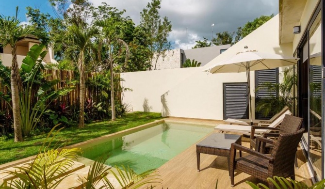 Tropical Luxury Private Villa with 2 Private Pools