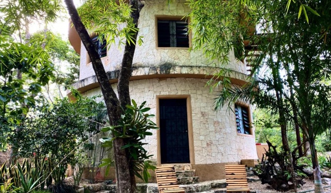 La Casa Redonda. Tulum-Cobá