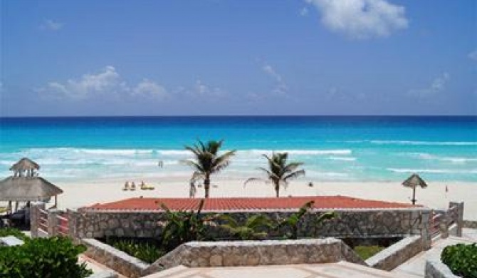 Apartment Ocean Front Cancun