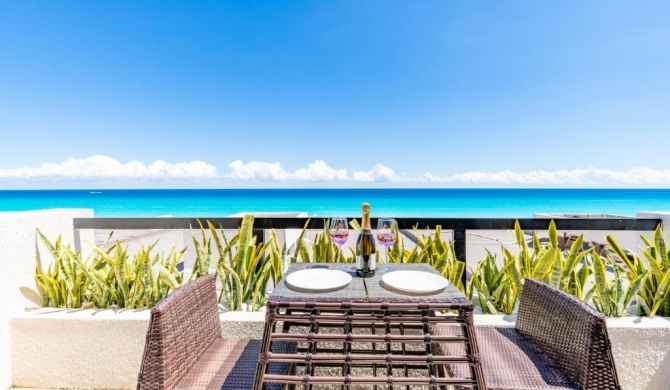 Cancun Ocean view at Villas Marlin complex