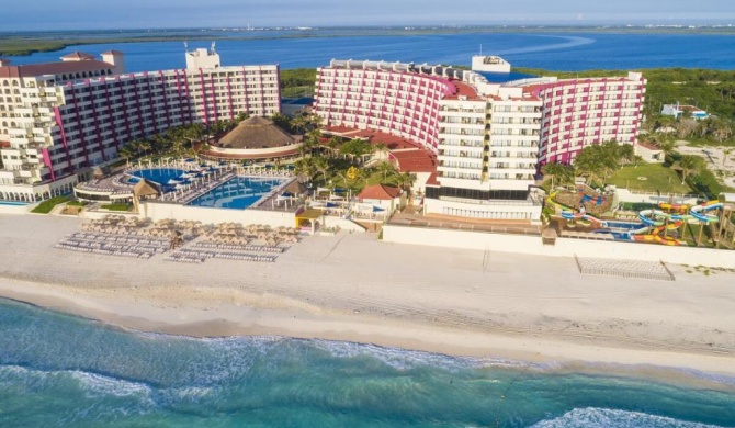 Crown Paradise Club Cancun - All Inclusive