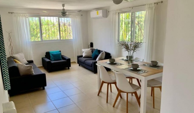 Fully Equipped 3BR Apartment Near Beach