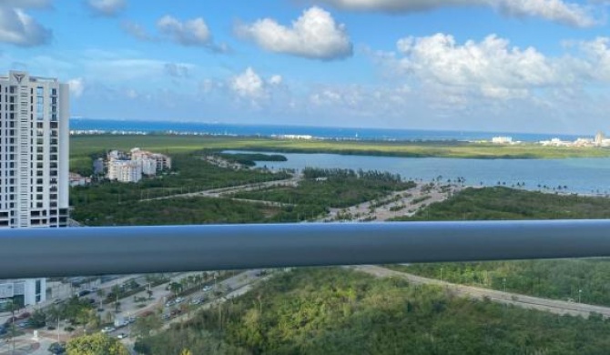 Malecón Cancún , la vista