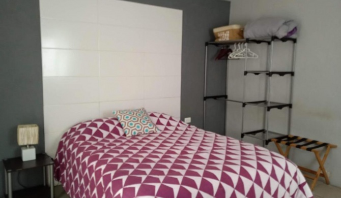 Queen room private bathroom Aa Wi-fi 50 Mbps in downtown Cancun