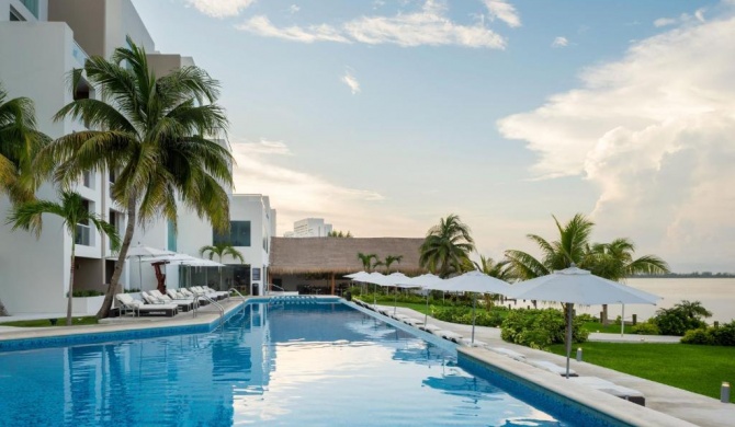 Real Inn Cancún