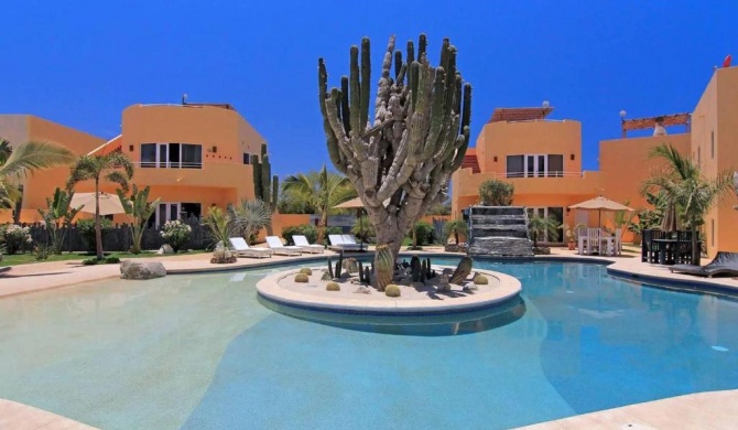 Luxury 1 Bedroom 2 Bath Condo Pool Cerritos