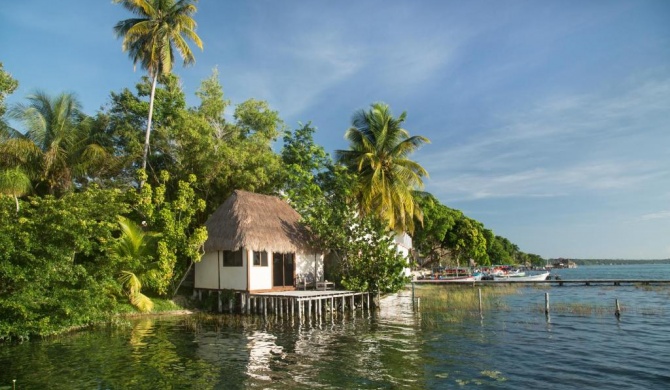 Exclusive Palafito @ Bacalar Lagoon Front