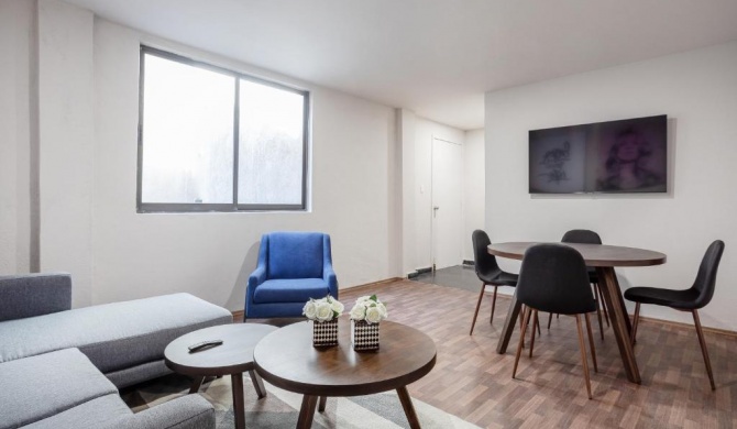 Explore Condesa Roma at 2br Apartment Paseo de la Reforma