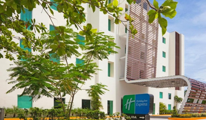 Holiday Inn Express Ciudad Del Carmen, an IHG Hotel