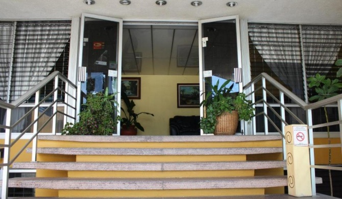 Hotel Dinastía Colima