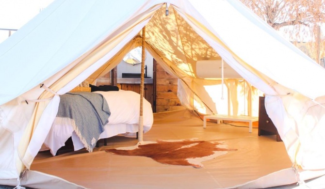 Glamping Valle de Guadalupe with Private Bathrooms by YUMA Resort