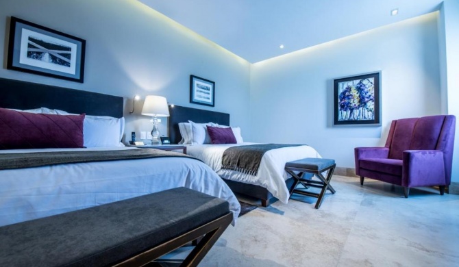 Square Small Luxury Hotel - Providencia